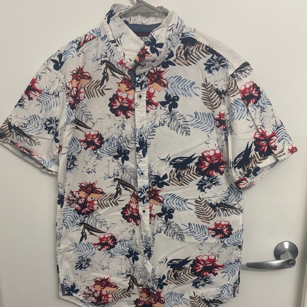 Dirty Laundry Floral Casual Shirt - Red, Blue, and White